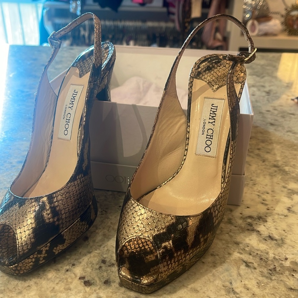 Jimmy Choo size 7.5